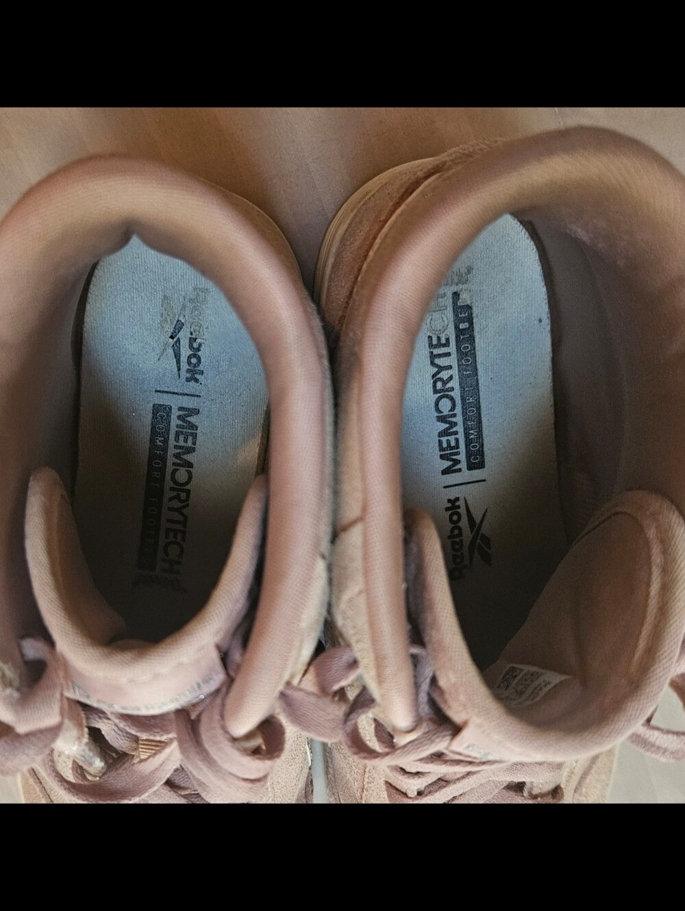 Pink Reeboks - Picture 6 of 8
